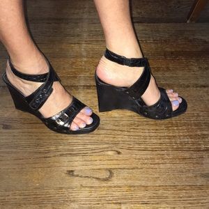 Donald J Pliner wedge sandals